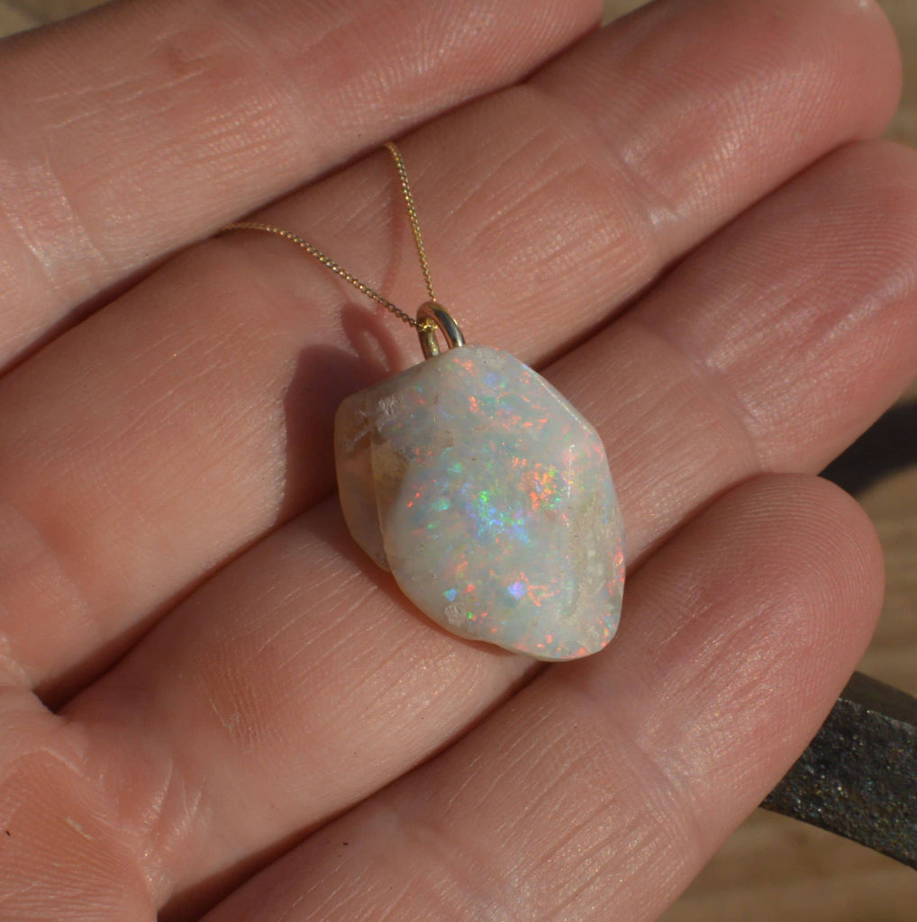 9ct gold online opal pendant